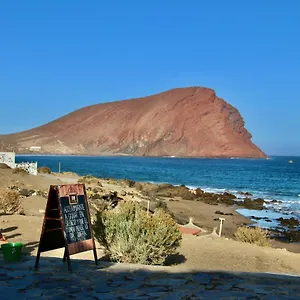 https://sweet-home-el-medano-tenerife.adeje-hotels.com